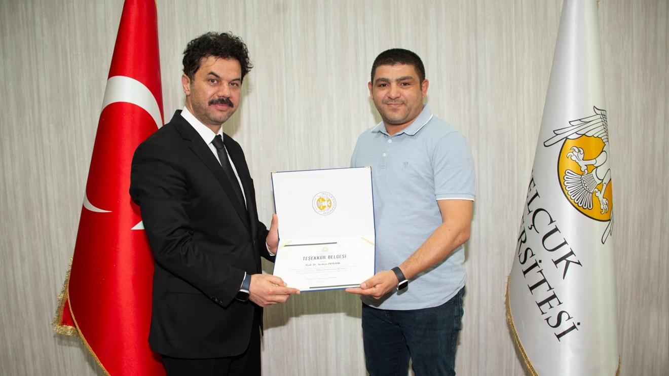 Rektör Yılmaz’dan proje eğitimlerine katkı sağlayan akademisyenlere teşekkür